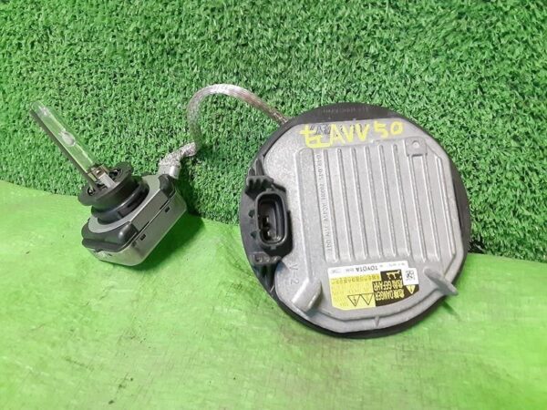 HID Control Unit TOYOTA Camry 2014 DAA-AVV50 8110775020