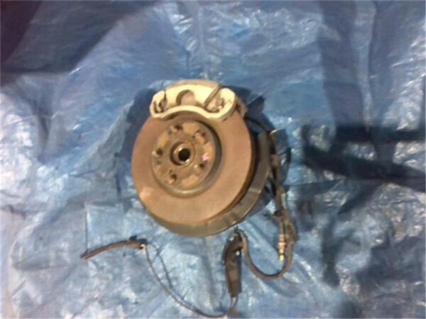 Front Left Knuckle Hub Assembly TOYOTA Camry 2013 DAA-AVV50 4321258010