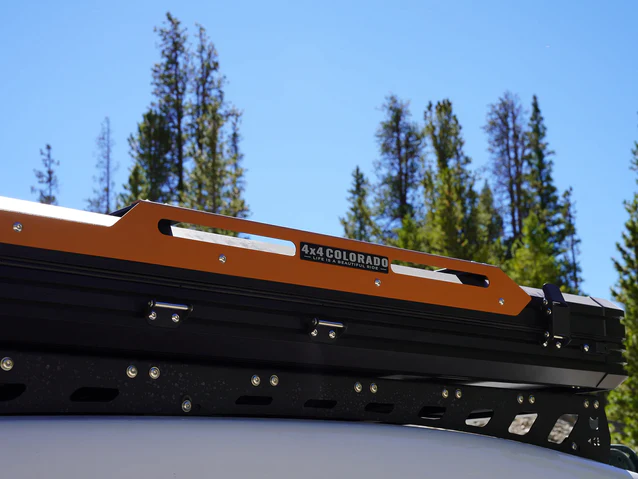 4X4_Colorado_Roof_top_tent_Stratus_2_638x479.webp 4X4 Colorado Stratus 2.0 Hardshell Roof Top Tent