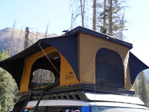 4X4 Colorado Stratus 2.0 Hardshell Roof Top Tent