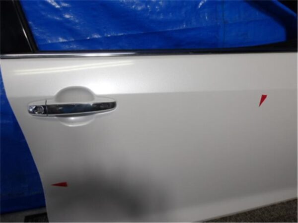 Front Right Door Assembly TOYOTA Camry 2011 DAA-AVV50